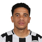 Taison photo